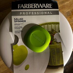 NIB Farberware Professional Salad Spinner